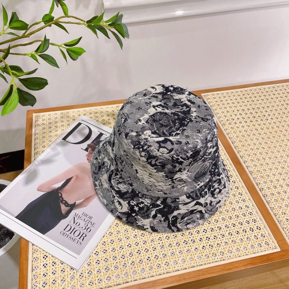 Chanel bucket hat new unused main image 7